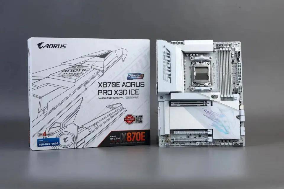 X3D系列主板免费提升游戏性能不朽情缘高端主板“模范生”技嘉(图13)